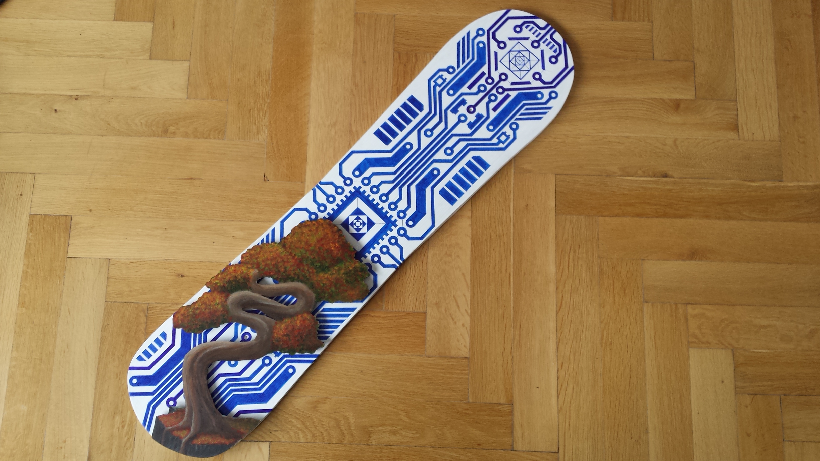 Bonsai, Holzrelief, Platinenleitung, Tribal, Leiterplatte